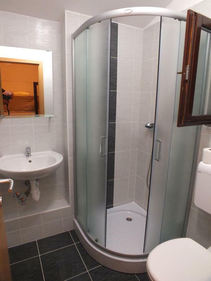 Apartmani Barisic Бродарика Екстериор снимка
