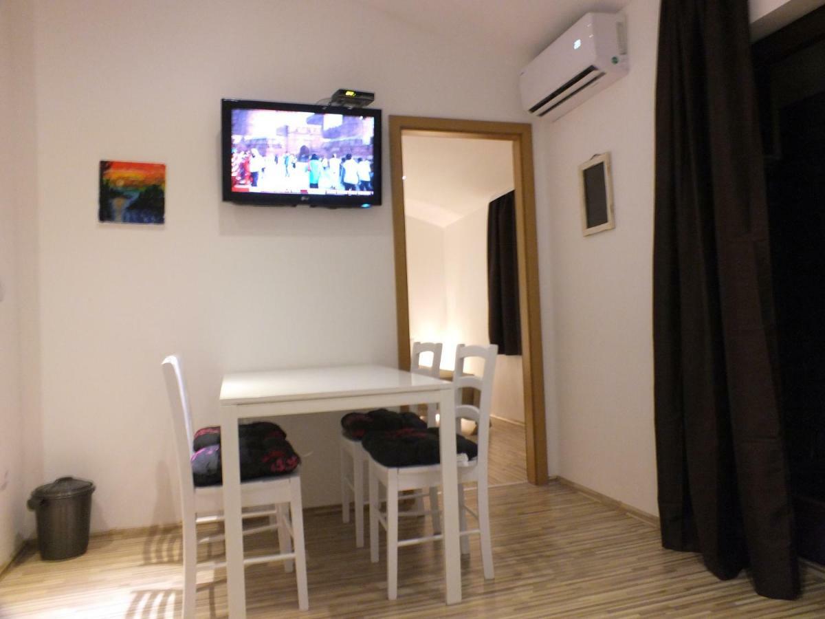 Apartmani Barisic Бродарика Екстериор снимка
