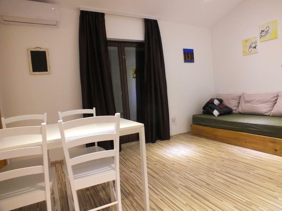 Apartmani Barisic Бродарика Екстериор снимка